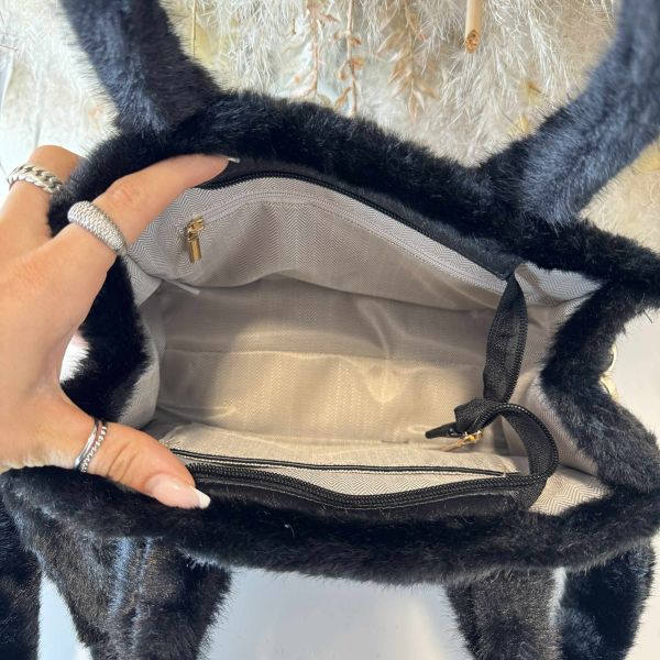 FAKE FUR TOTE BAG ZWART - Zacht en ruim