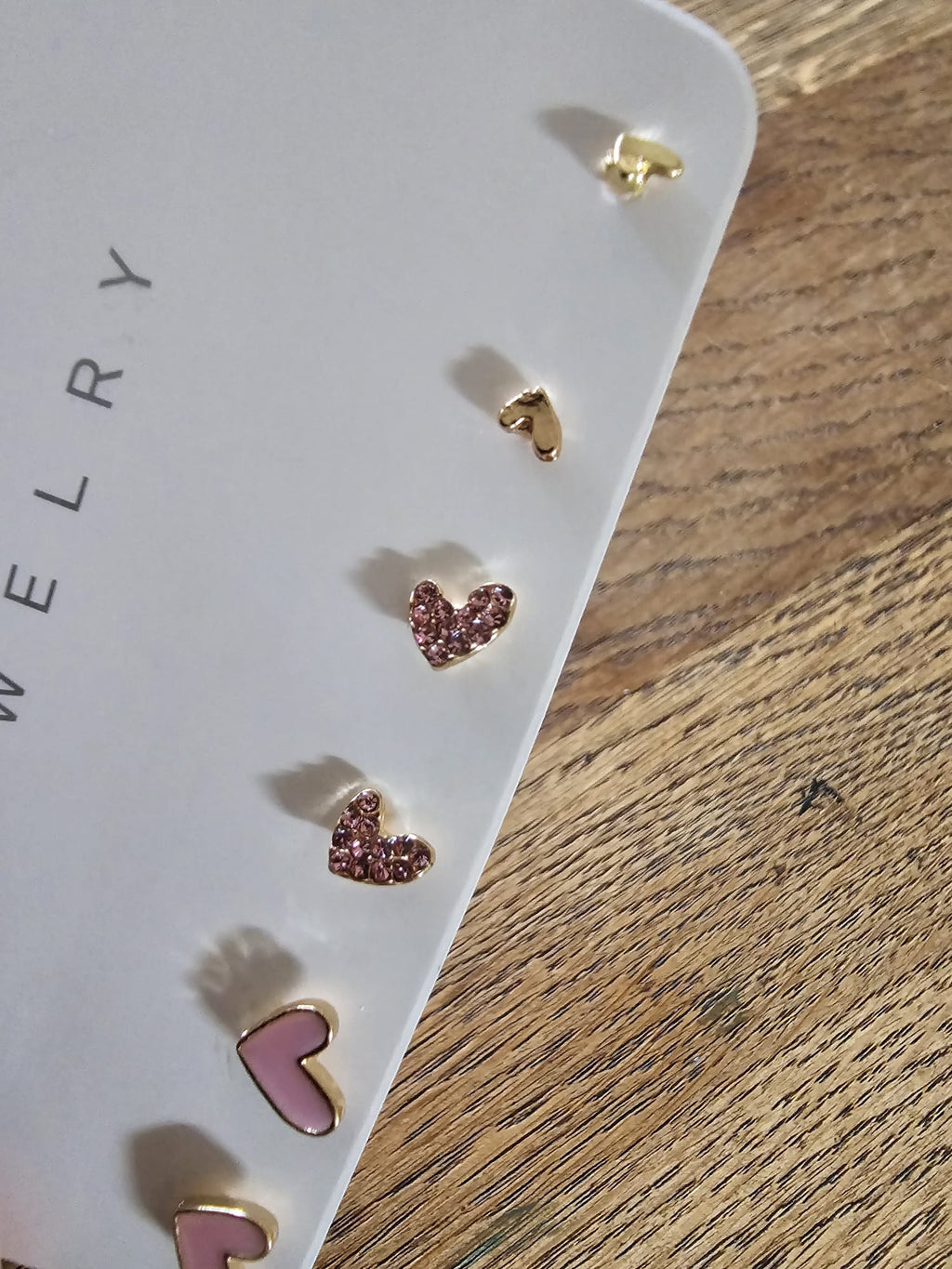 11 Punten.... Elegante set hartjes oorbellen