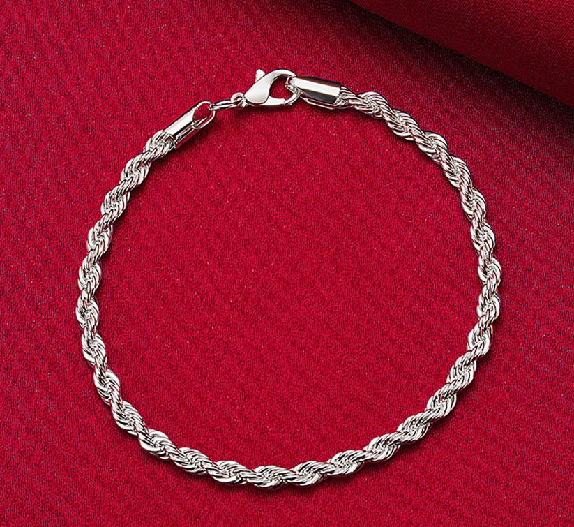 80 Punten.... 925 Sterling Zilveren Gedraaide Armband