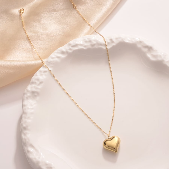 40 Punten....: RVS goudkleurige dames ketting met hart