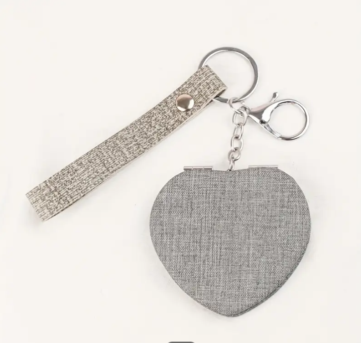 11 Punten.... Draagbare Hartvormige Glitter Zilverkleurige Spiegel