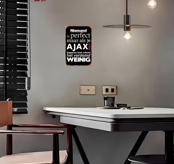 49 Punten.... Metal Bord (20.32cm x 30.48cm) AJAX