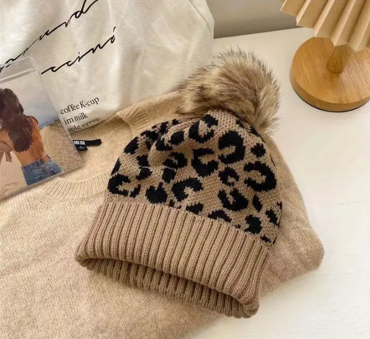36 Punten.... Luipaard - Nep Bont - Warme muts - Dames