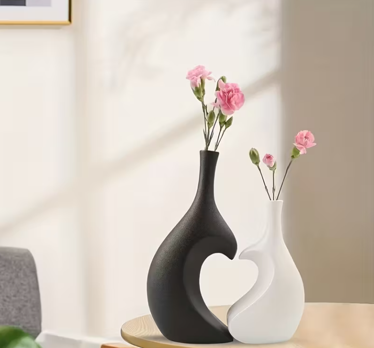 2 Stuks harten vazen - Wit + Zwart - Hartvorm