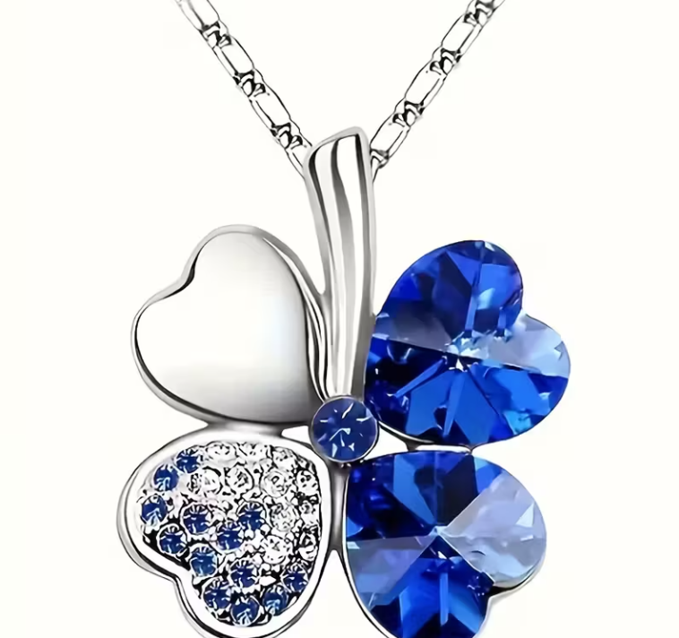 Willekeurige kleur klavertje 4 ketting