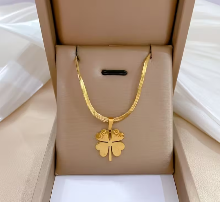 Ketting RVS goud klavertje 4