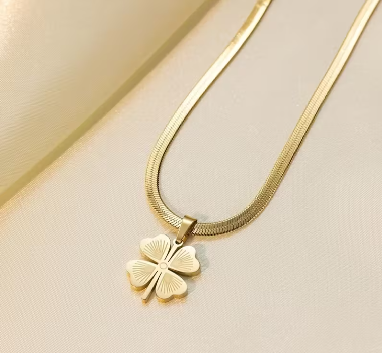 Ketting RVS goud klavertje 4