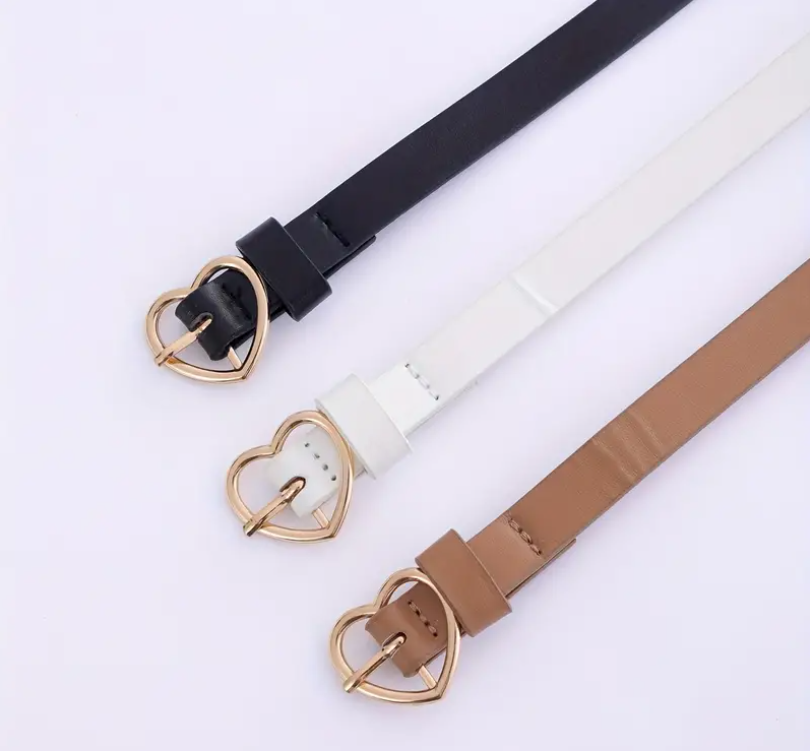 Smalle damesriem + hartje - Willekeurige kleur