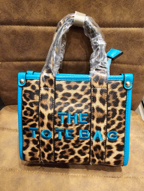 PERFECT LITTLE TOTE BAG PANTER LICHT BLAUW