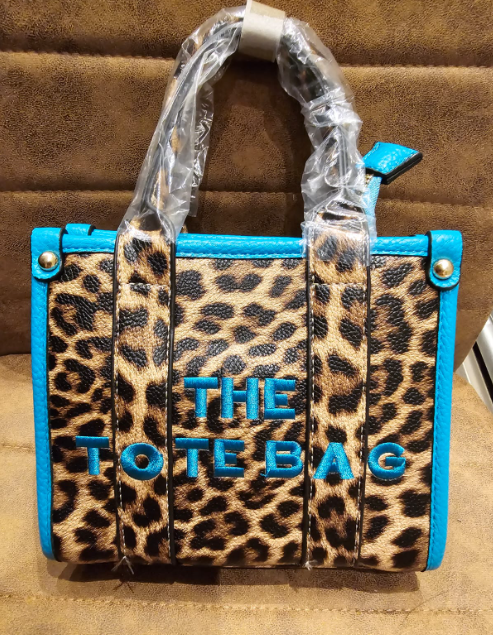 PERFECT LITTLE TOTE BAG PANTER LICHT BLAUW