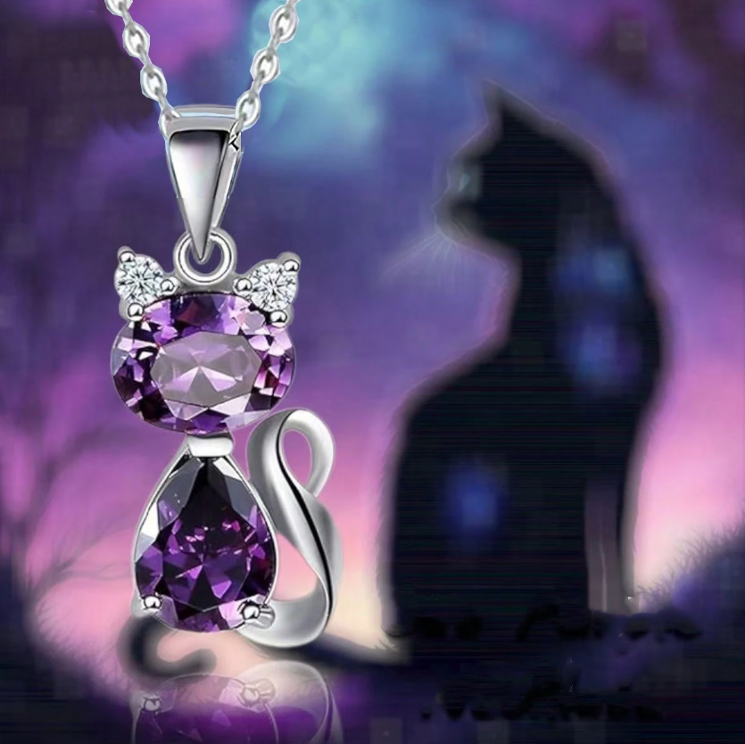 20 Punten.... Ketting met een Kat gelegd in paarse kristallen