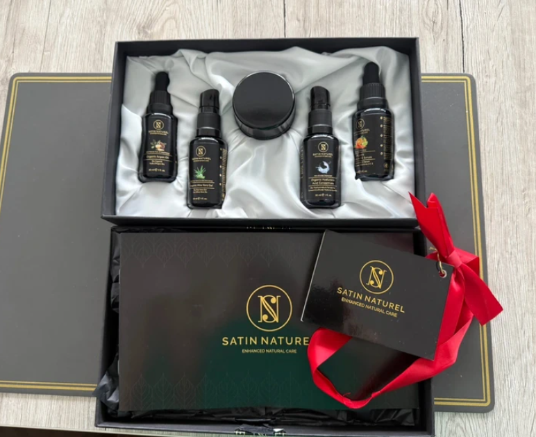 10 Punten.... Geschenkdoos met Satin Naturel producten