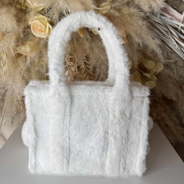 FAKE FUR TOTE BAG NATUUR WIT