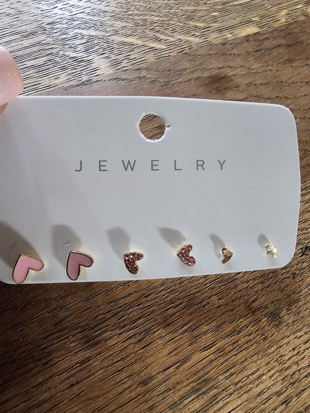 11 Punten.... Elegante set hartjes oorbellen