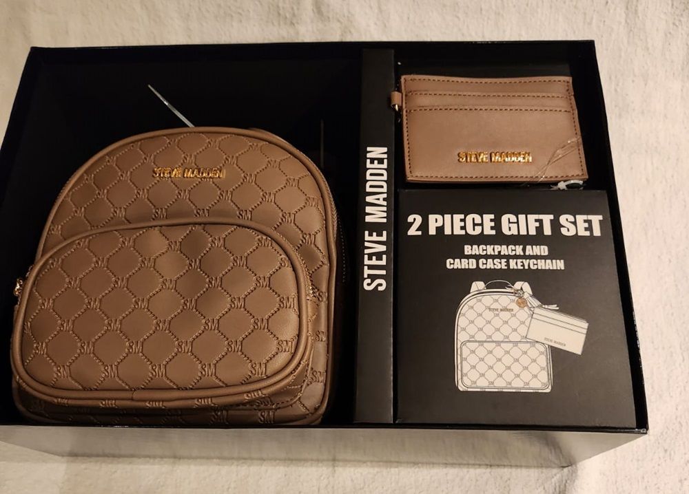 15 Punten.... Mooie Steve Madden set